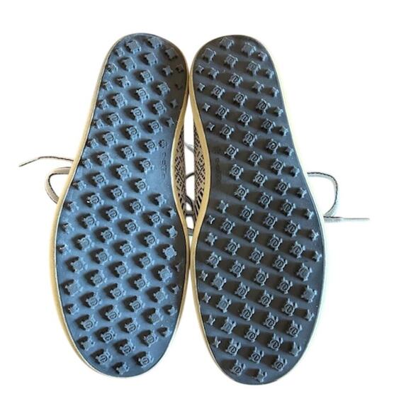 Ecco  White & Black Knit Pattern Hydromax Water Repellent Golf Shoes, size 37 - Picture 6 of 8